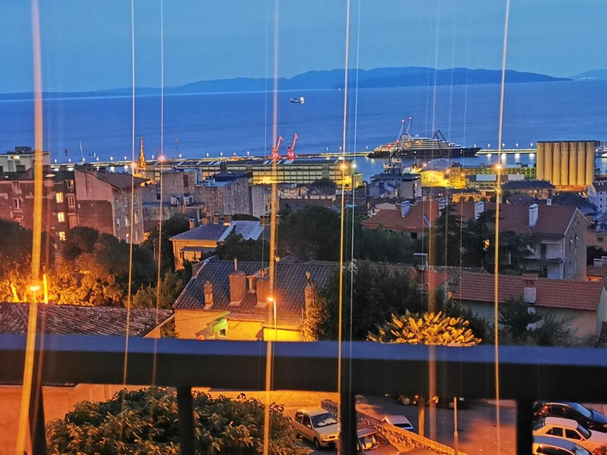 Leelee Lejlighed Rijeka Eksteriør billede